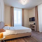 Lumi Pensión 3*